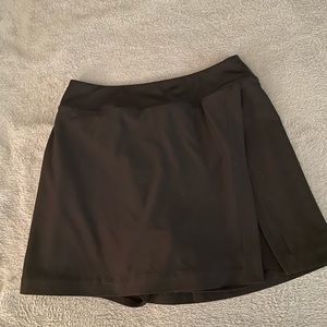 Outdoor voices black skort